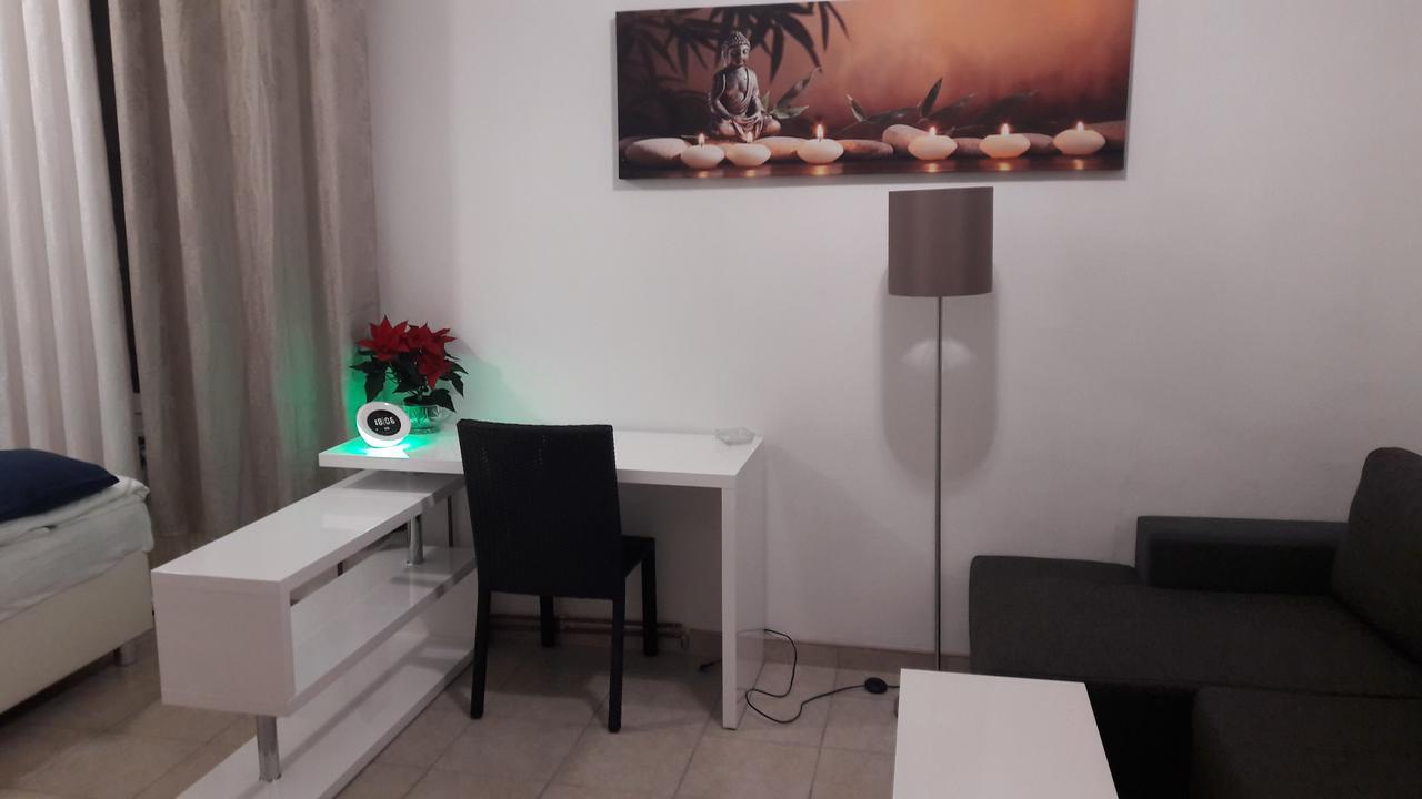 Ubytovani-Plzen-Can Hotel Ngoại thất bức ảnh